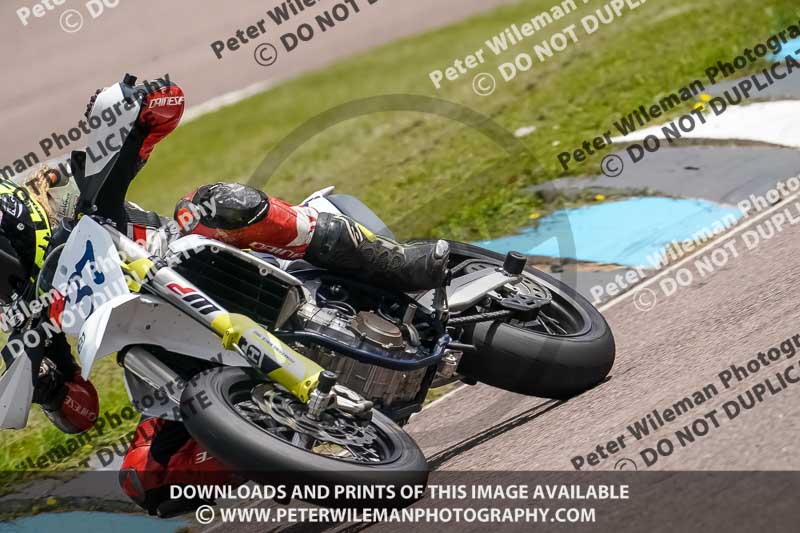 enduro digital images;event digital images;eventdigitalimages;lydden hill;lydden no limits trackday;lydden photographs;lydden trackday photographs;no limits trackdays;peter wileman photography;racing digital images;trackday digital images;trackday photos